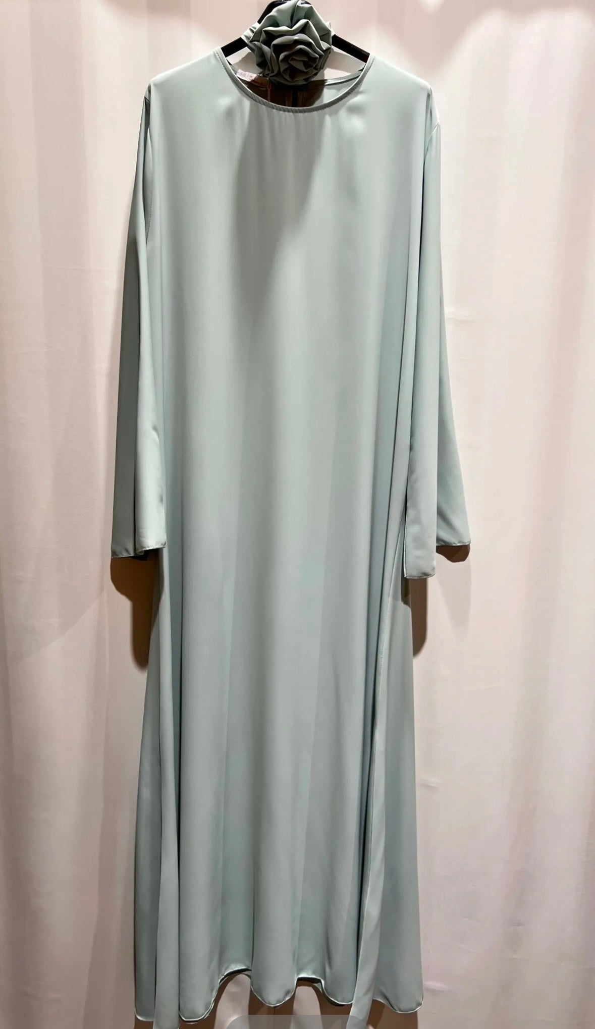 Satin Abendkleid