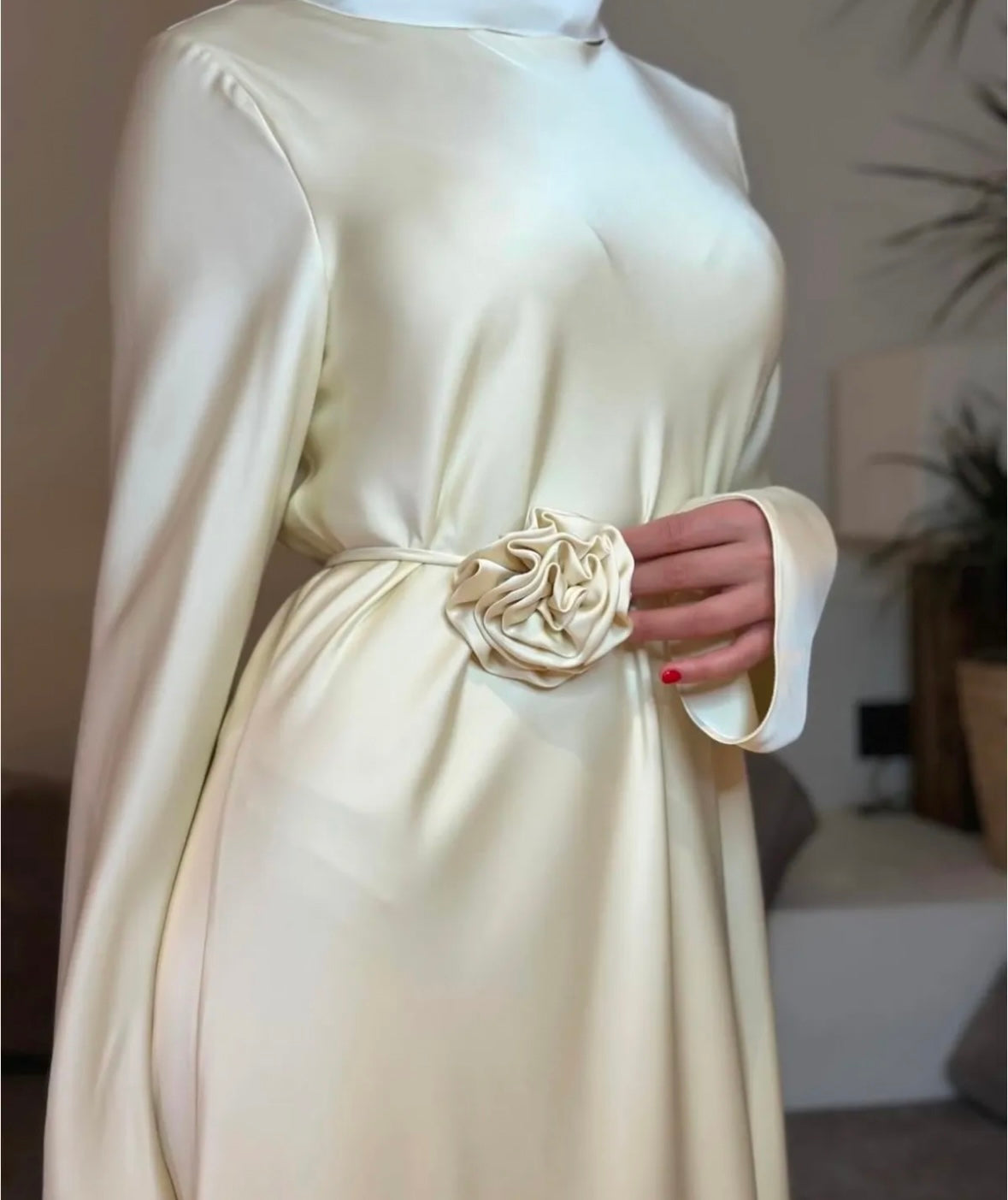 Satin Abendkleid
