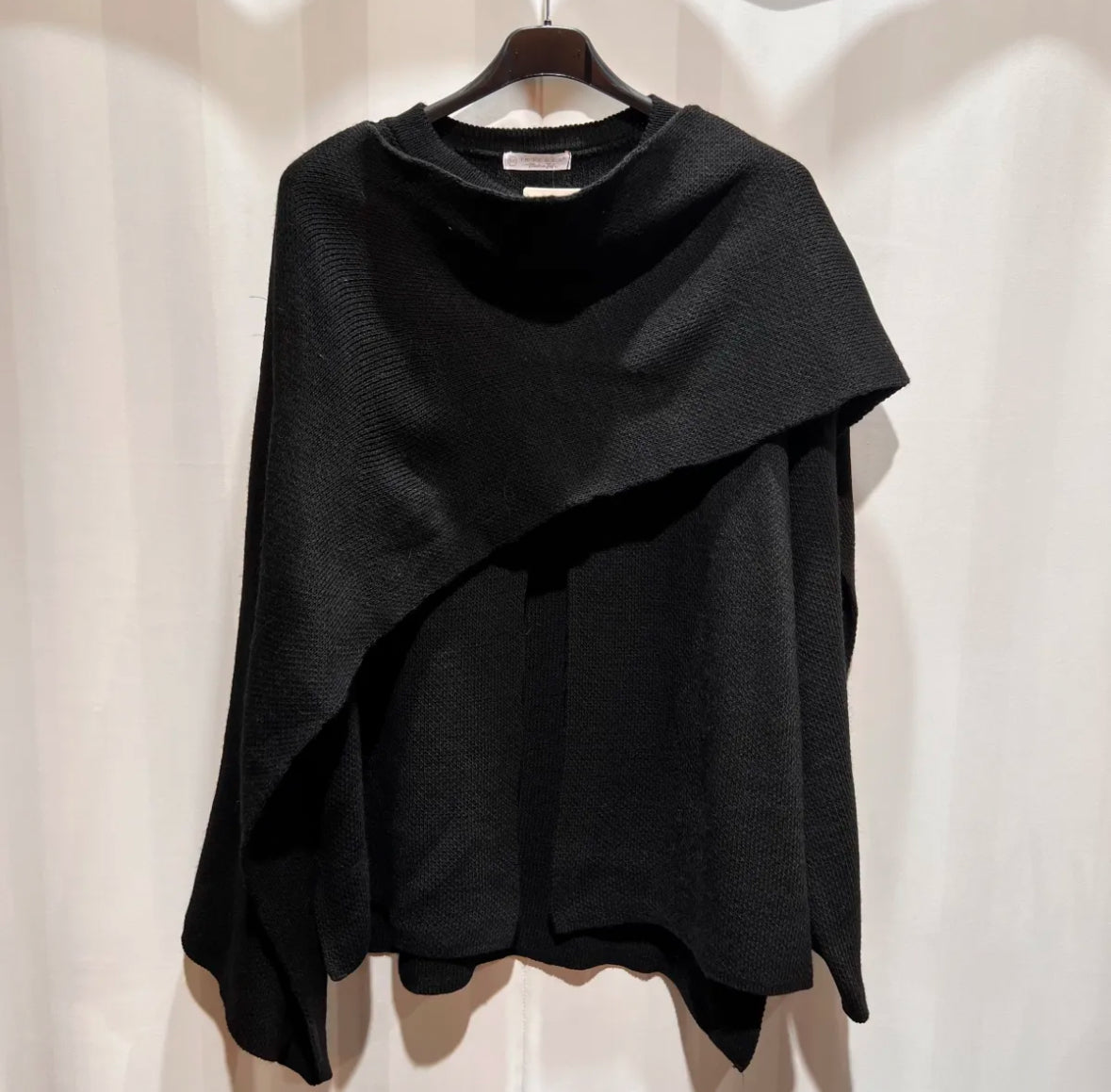 Pulli mit cape